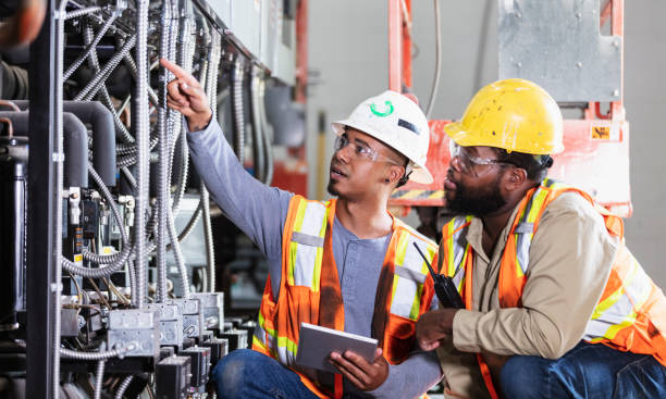 Best Electrical Outlet Repair  in Oak Grove, MO